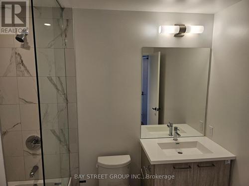 1611 - 28 Interchange Way, Vaughan, ON 