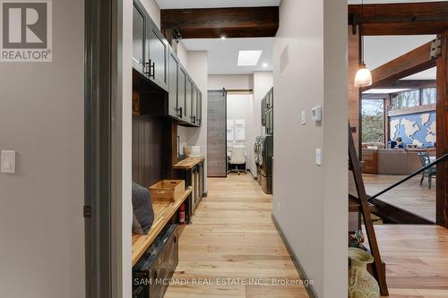 2084 Grand Boulevard, Burlington, ON 