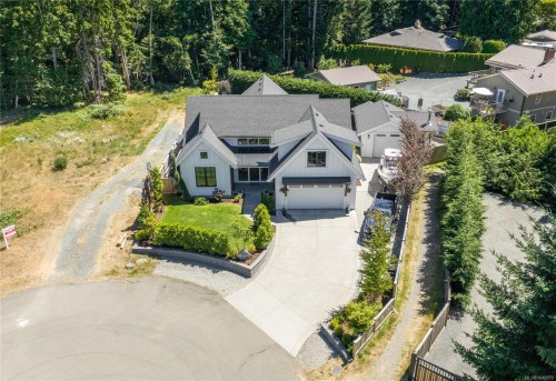 602 Belyea Rd, Qualicum Beach, BC 