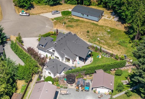 602 Belyea Rd, Qualicum Beach, BC 