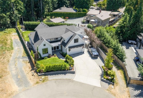 602 Belyea Rd, Qualicum Beach, BC 