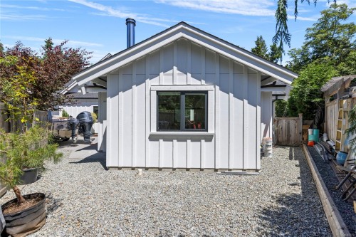 602 Belyea Rd, Qualicum Beach, BC 