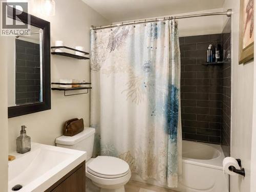 603 Yates Crescent, Faro, YT 