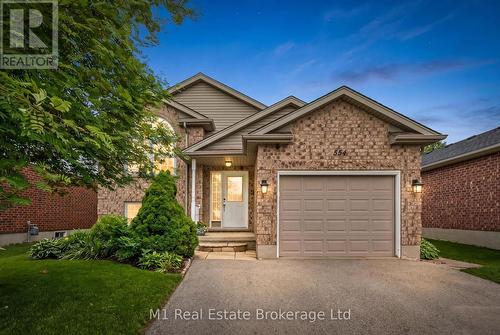 584 MCTAVISH STREET  Centre Wellington (Fergus), ON N1M 3V5