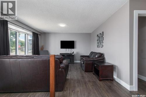 1387 Manitou Crescent, Moose Jaw, SK 