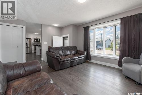 1387 Manitou Crescent, Moose Jaw, SK 