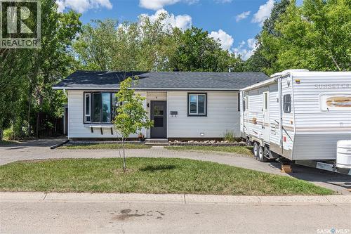 1387 Manitou Crescent, Moose Jaw, SK 