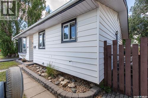 1387 Manitou Crescent, Moose Jaw, SK 