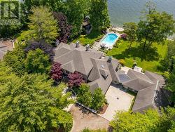 35 BRENTWOOD ROAD  Oakville, ON L6J 4B7