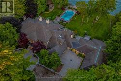 35 BRENTWOOD ROAD Oakville, ON L6J 4B7