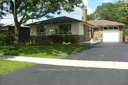 19 AMBERWOOD ROAD Toronto, ON M9B 5S4