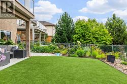 3069 Bridlehill Drive - easy-maintenance yard with syn-lawn - 