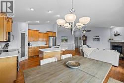Dining Area - 