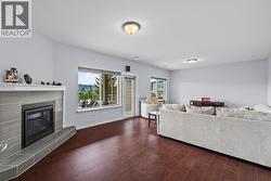 Lower level recreation area - 