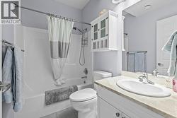 Lower level full bathroom - 