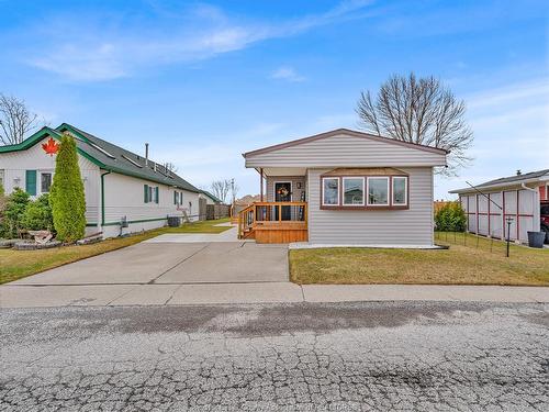 25 Parkside Drive, Mcgregor, ON 