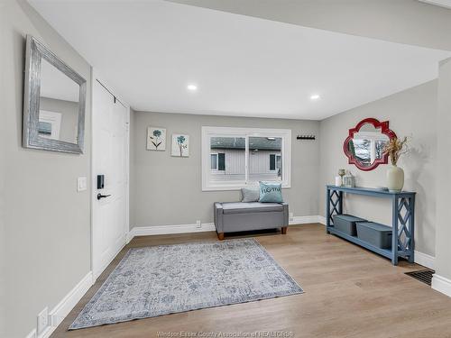 25 Parkside Drive, Mcgregor, ON 