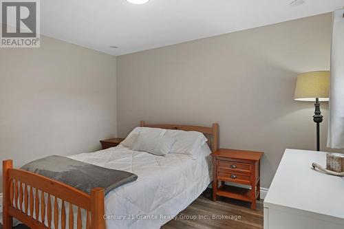 25 Post Street, South Algonquin, ON 