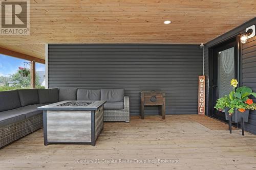 25 Post Street, South Algonquin, ON 