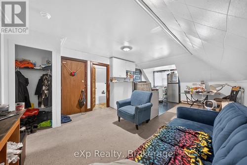 126 Chatham Street, Brant (Brantford Twp), ON - Indoor