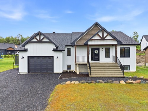 Front of Structure - 1050 Rue Bissonnette, Valcourt - Ville, QC - Outdoor With Facade