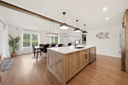 Kitchen - 1050 Rue Bissonnette, Valcourt - Ville, QC - Indoor