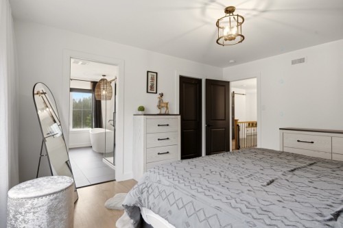 Master Bedroom - 1050 Rue Bissonnette, Valcourt - Ville, QC - Indoor Photo Showing Bedroom