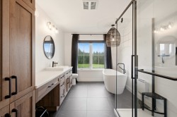 Master Bathroom - 