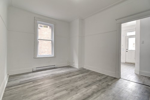 Bedroom - 8621 Rue St-Denis, Montréal (Villeray/Saint-Michel/Parc-Extension), QC 