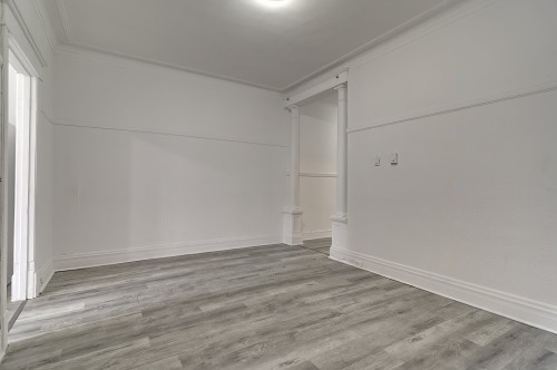 Living Room - 8621 Rue St-Denis, Montréal (Villeray/Saint-Michel/Parc-Extension), QC 