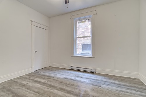 Bedroom - 8621 Rue St-Denis, Montréal (Villeray/Saint-Michel/Parc-Extension), QC 