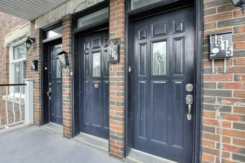 Entry - 8615 Rue St-Denis, Montréal (Villeray/Saint-Michel/Parc-Extension), QC 