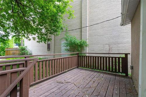 669 Flora Ave, Winnipeg, MB 