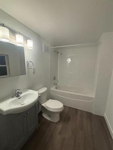 669 Flora Ave, Winnipeg, MB 