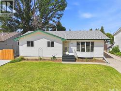 1218 MOSS AVENUE  Saskatoon, SK S7H 5A6