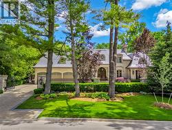113 MAPLE GROVE Drive  Oakville, ON L6J 4T9