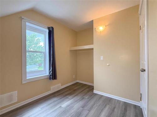 721 5Th Avenue, Rivers, MB 