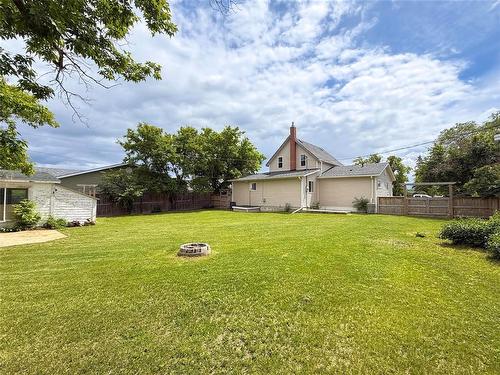 721 5Th Avenue, Rivers, MB 