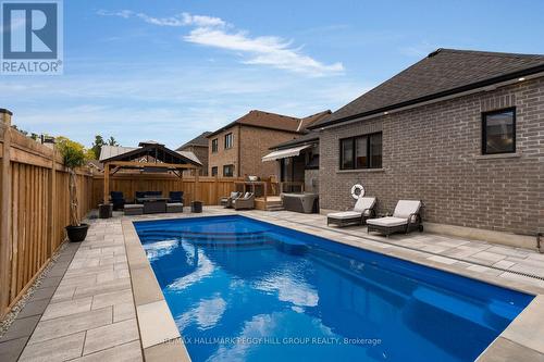 5 WOOD CRESCENT  Essa, ON L3W 0M5