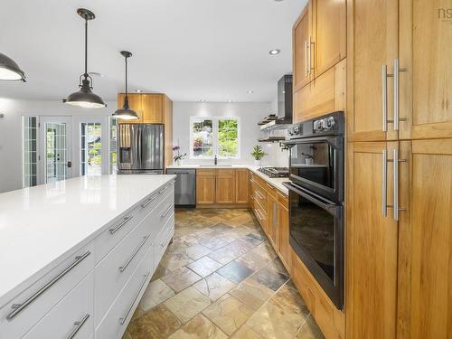 5 Confederation Avenue, Fall River, NS 