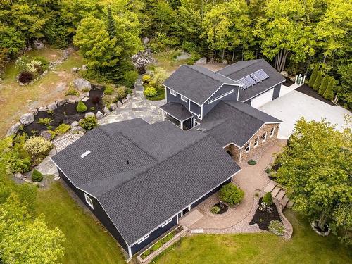 5 Confederation Avenue, Fall River, NS 