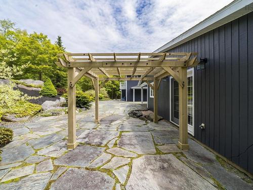 5 Confederation Avenue, Fall River, NS 