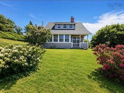 373 Lake Darling Road  Short Beach, NS B5A 5L1