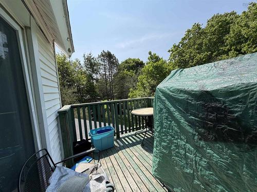 98 Victoria Street W, Amherst, NS 
