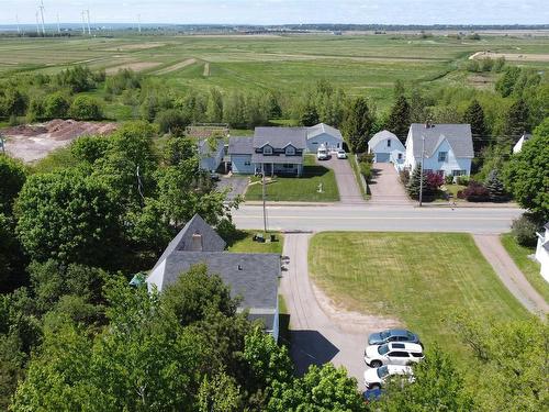 98 Victoria Street W, Amherst, NS 