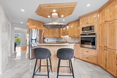 Kitchen - 111 Rue Longtin, Saint-Constant, QC 