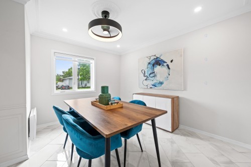 Dining Room - 111 Rue Longtin, Saint-Constant, QC 