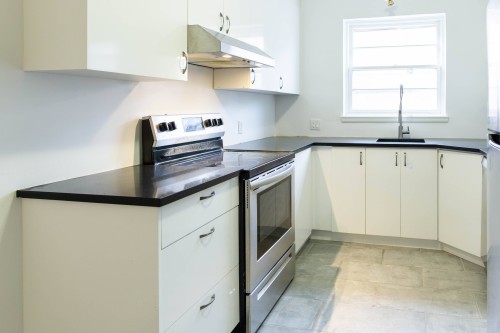 Kitchen - 8-3485 Av. Ellendale, Montréal (Côte-Des-Neiges/Notre-Dame-De-Grâce), QC 