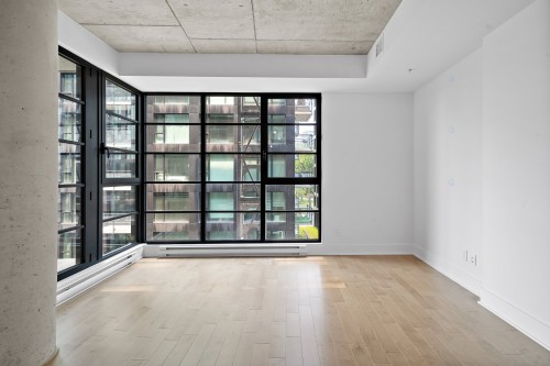 Salon - 416-1320 Rue Olier, Montréal (Le Sud-Ouest), QC 