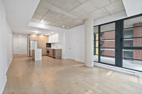 Salon - 416-1320 Rue Olier, Montréal (Le Sud-Ouest), QC 
